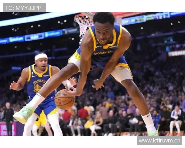 凯尔登赞文班关键时刻表现决定比赛胜负展现出色球技