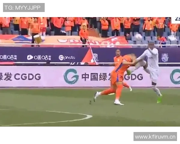 山东泰山热身赛遭遇失利以1比2不敌大连英博展现不足之处