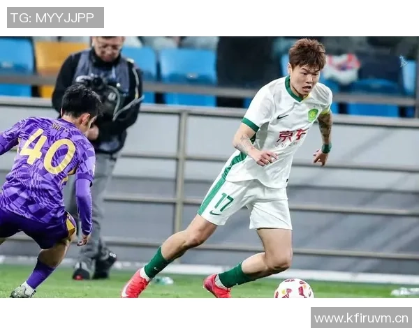 杨立瑜达成里程碑成为97年龄段首位出场200场的中国顶级联赛球员